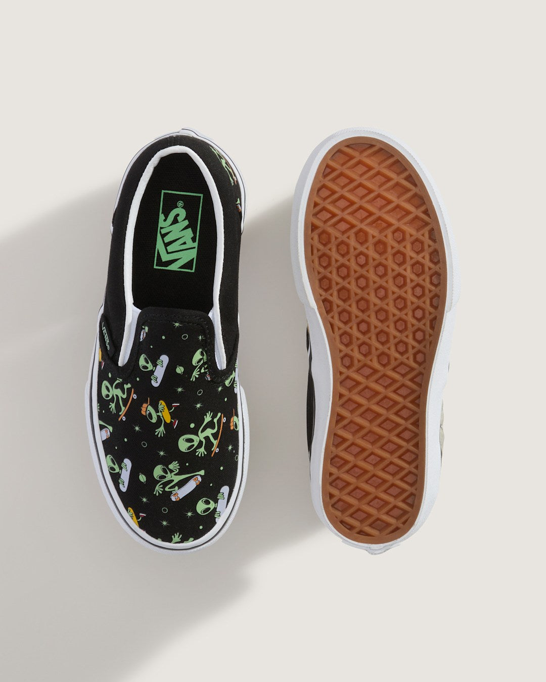 Vans Little Kids Classic Slip-On Shoe in Black / Green