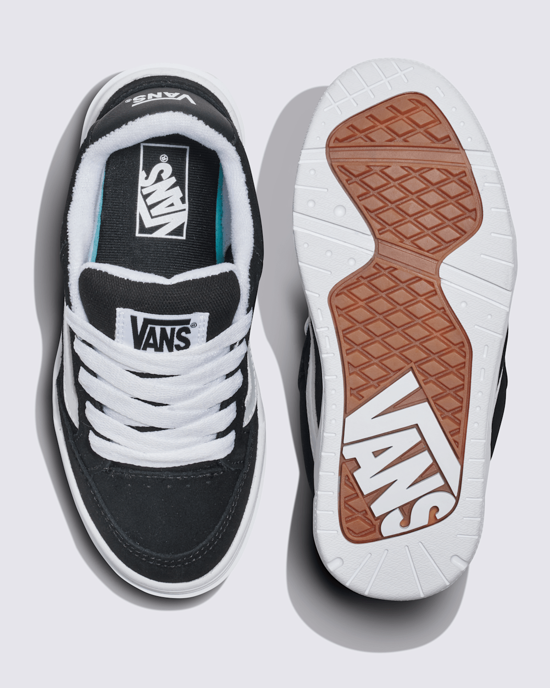 Vans Little Kids Hylane Shoe in Black / White