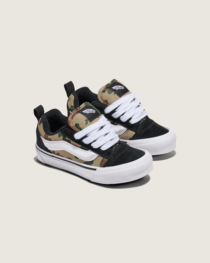 Vans Little Kids Knu Skool Shoe in Camo Jungle Green