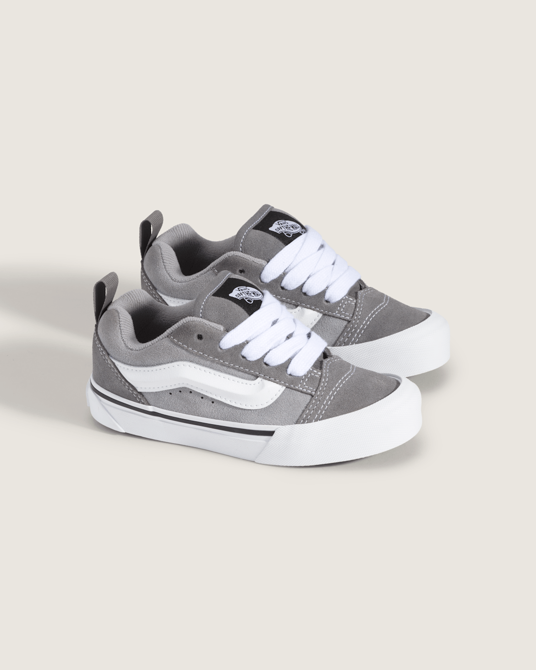 Vans Little Kids Knu Skool Shoe in Pewter Grey / White