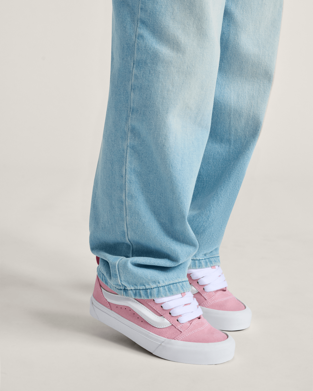 Vans Little Kids Knu Skool Shoe in Dawn Pink / True White