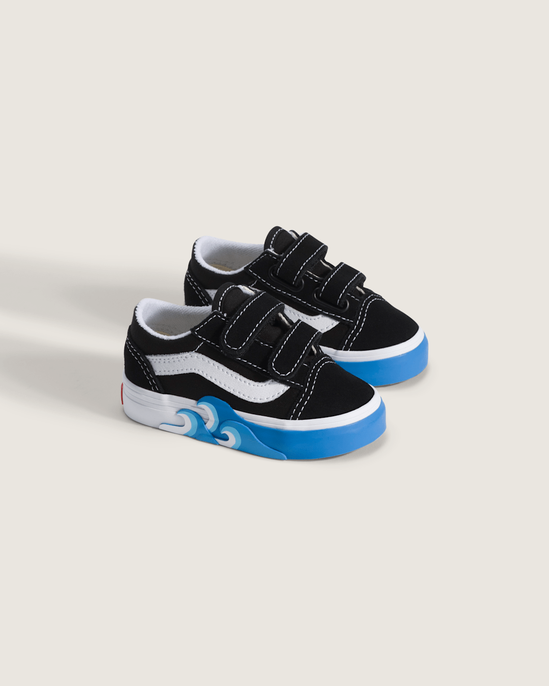 Vans Toddler Old Skool V Shoe in Black / Bright Azure Blue