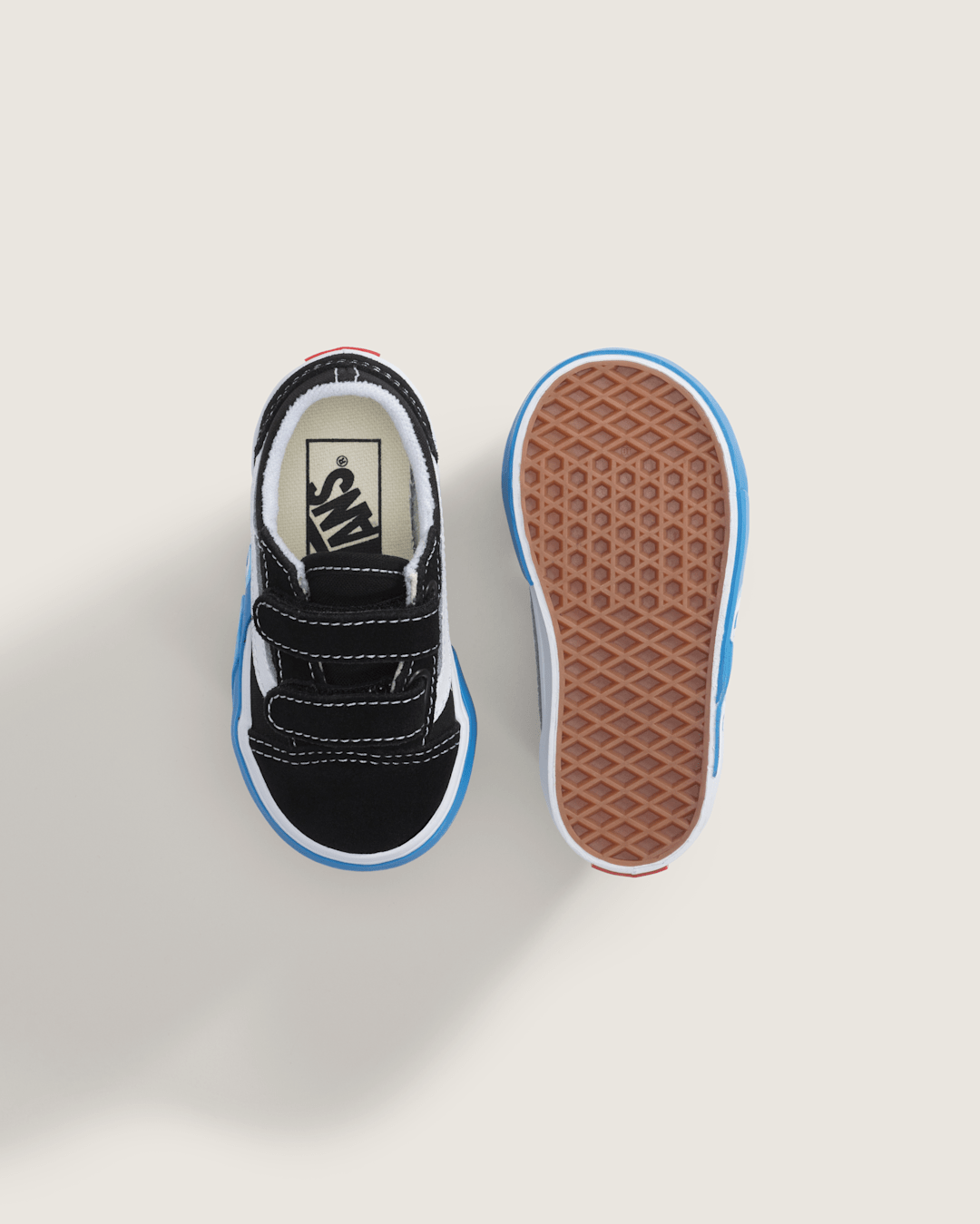 Vans Toddler Old Skool V Shoe in Black / Bright Azure Blue