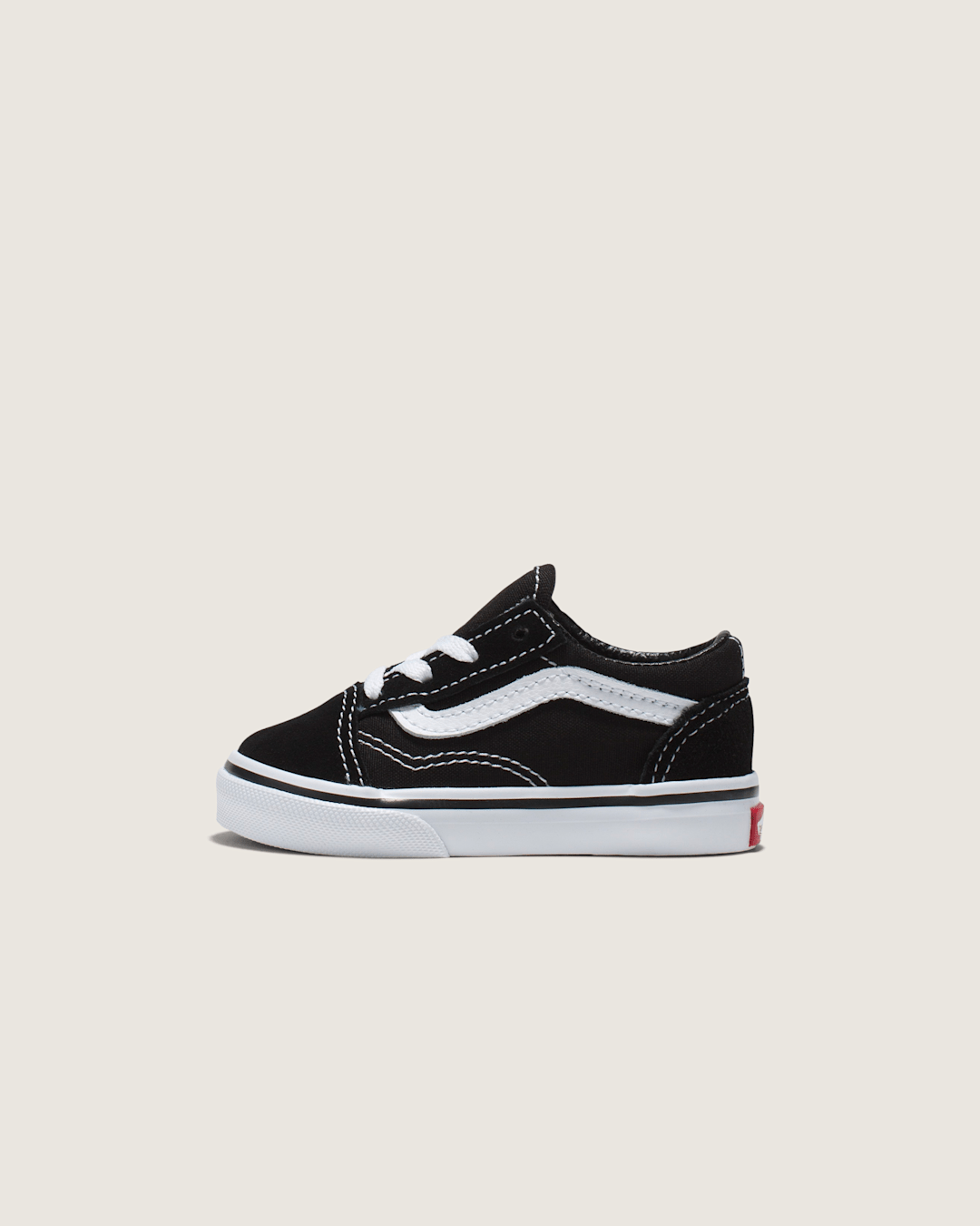 Vans Toddler Old Skool Shoe in Black / True White