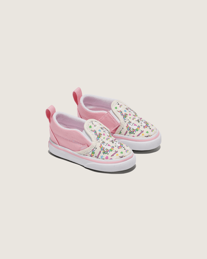 Vans Toddler Classic Slip-On V Shoe in White / Pink