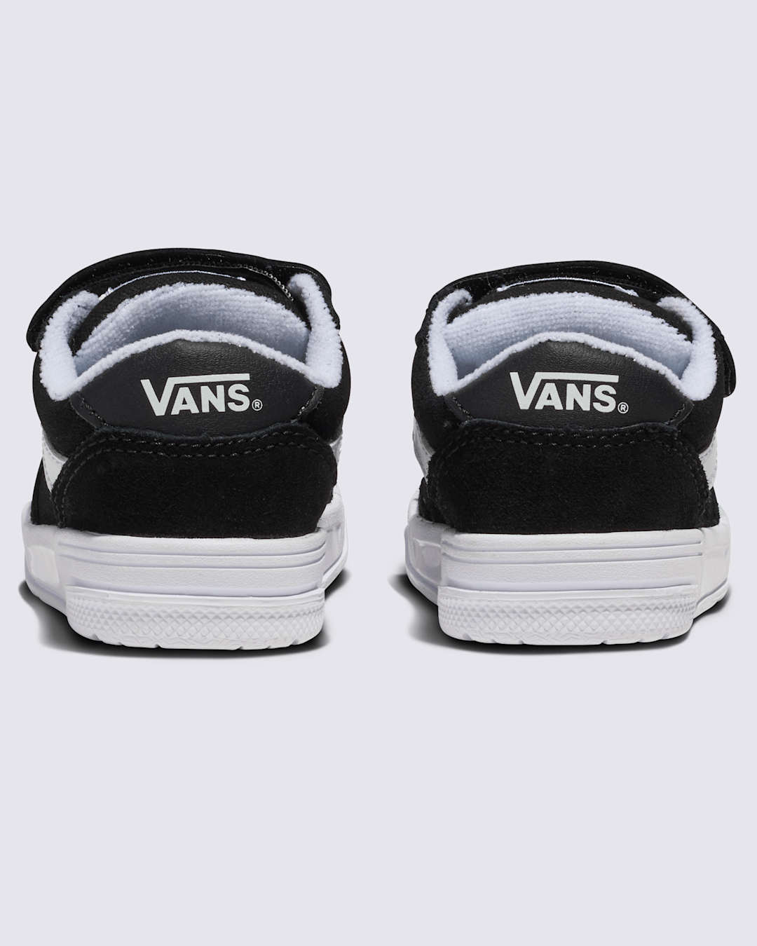 Vans Toddler Hylane V Shoe in Black / White