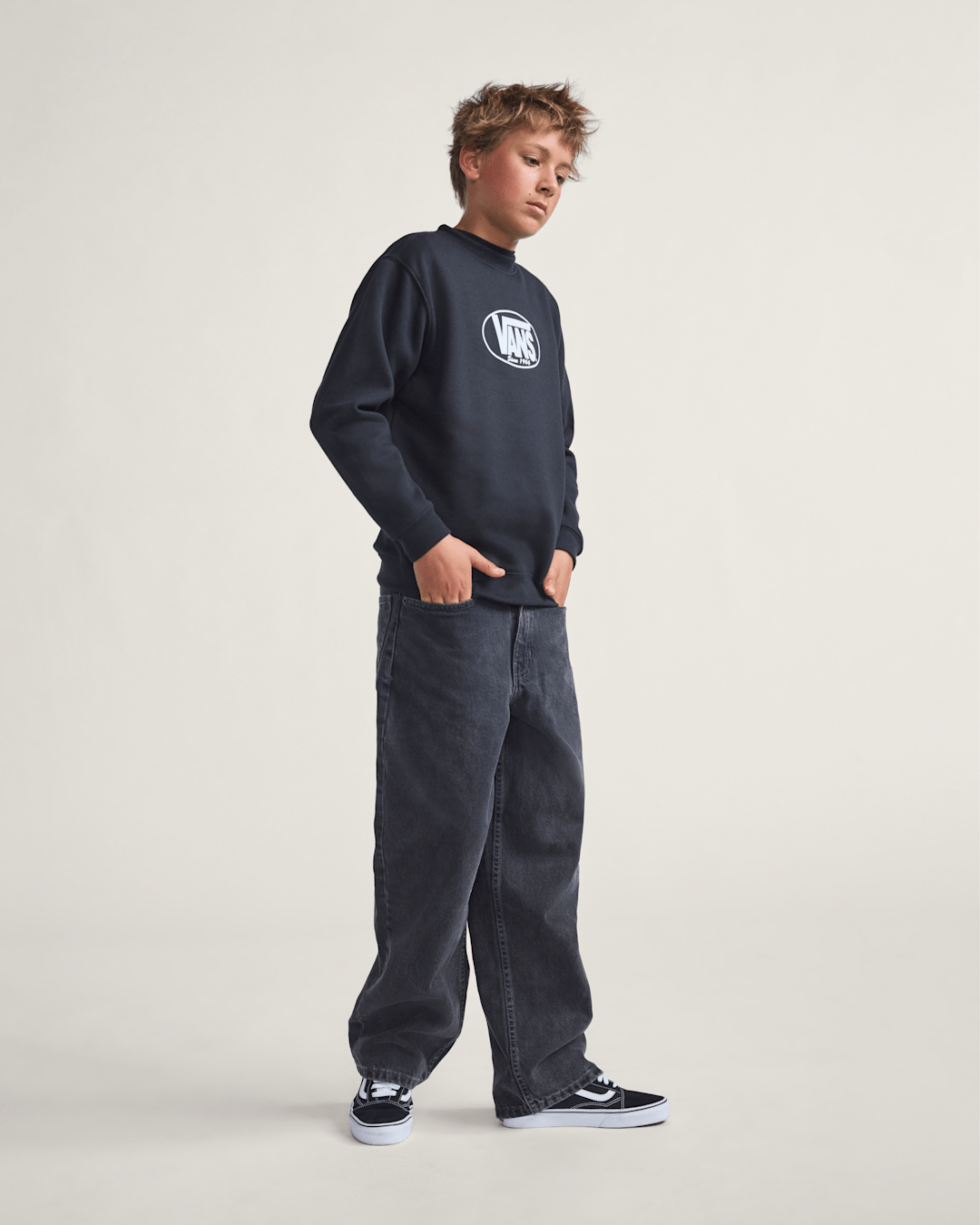Vans Kids Classic Oval Crew Sweatshirt in Black