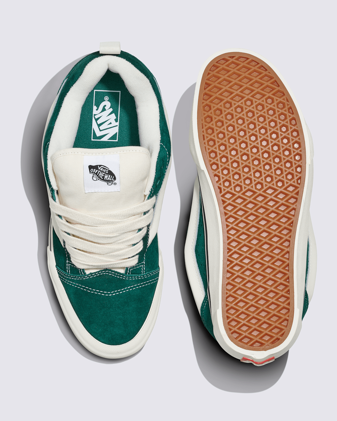 Vans Knu Skool Shoe in Green