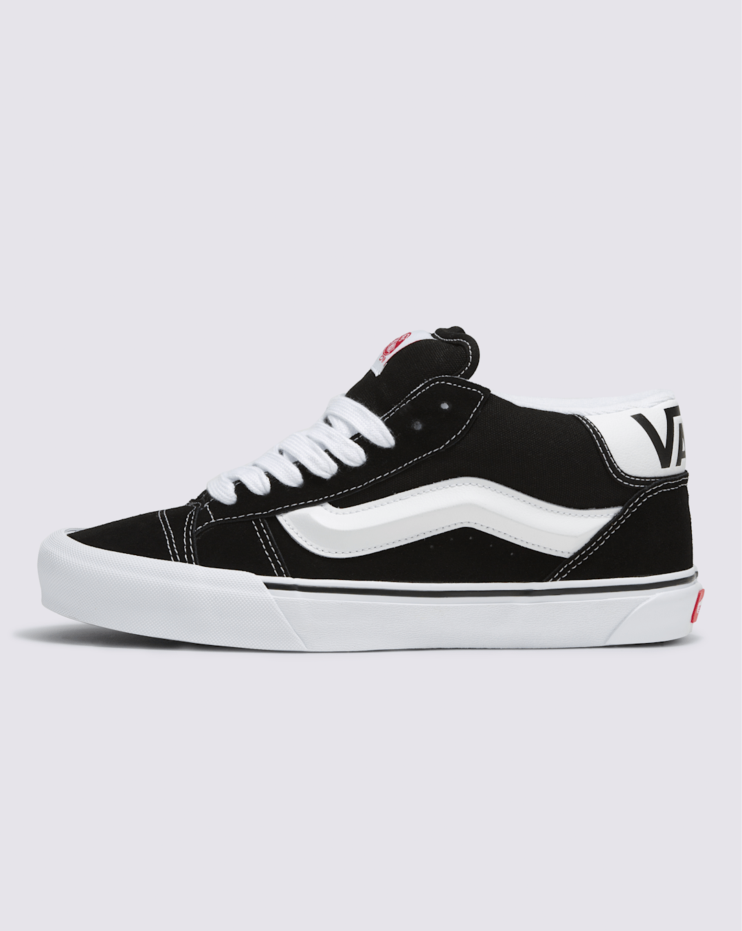 Vans Knu Mid Shoe in Black / True White