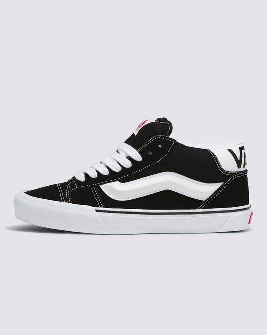 Vans Knu Mid Shoe in Black / True White