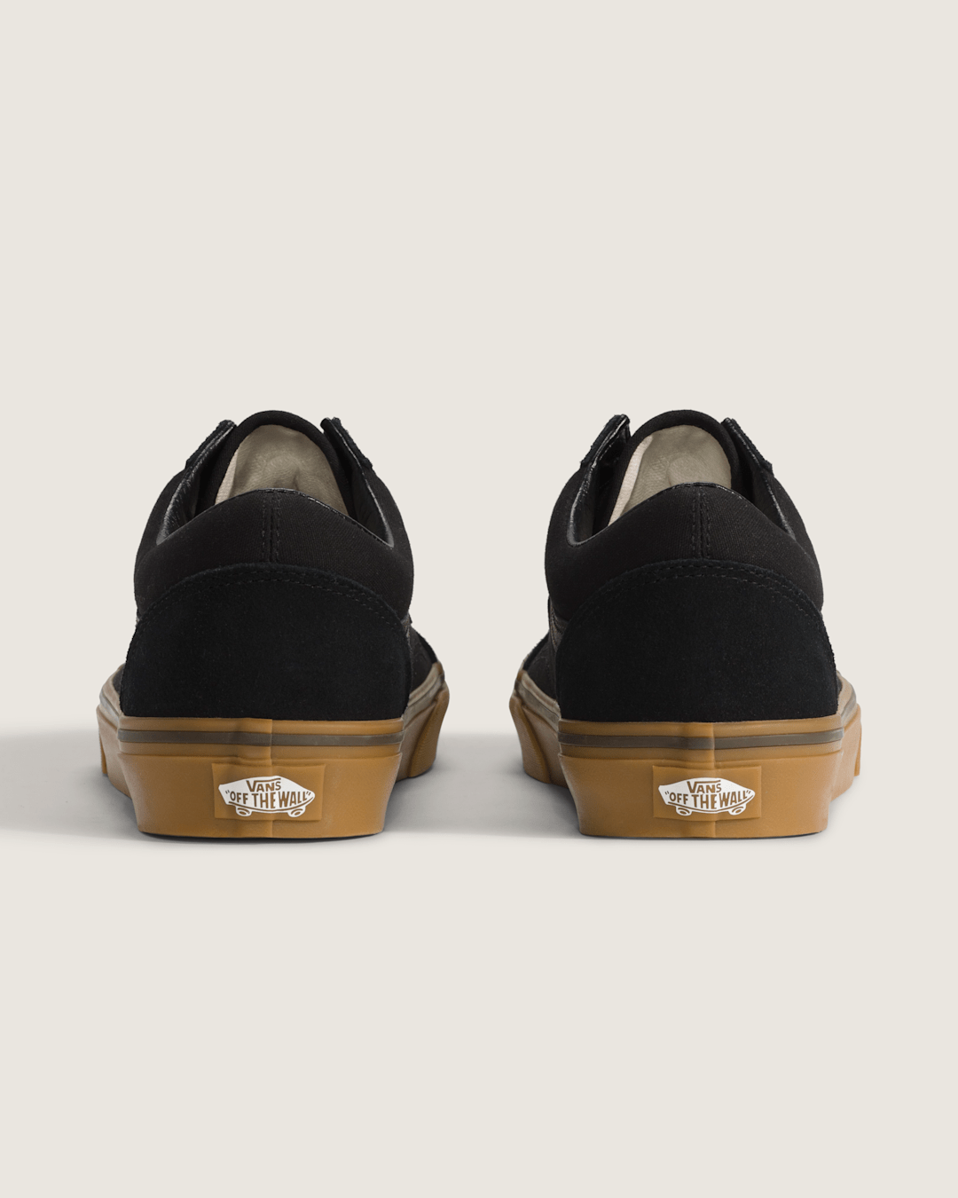 Vans Old Skool Gum Shoe in Black