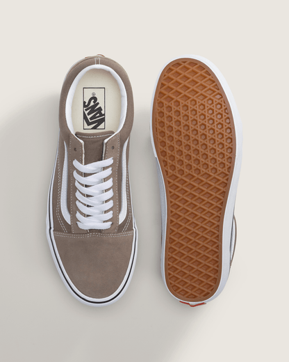 Vans Old Skool Shoe in Walnut Brown